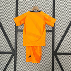 Camiseta y Pantalones para niños Real Madrid Away 2024/25
