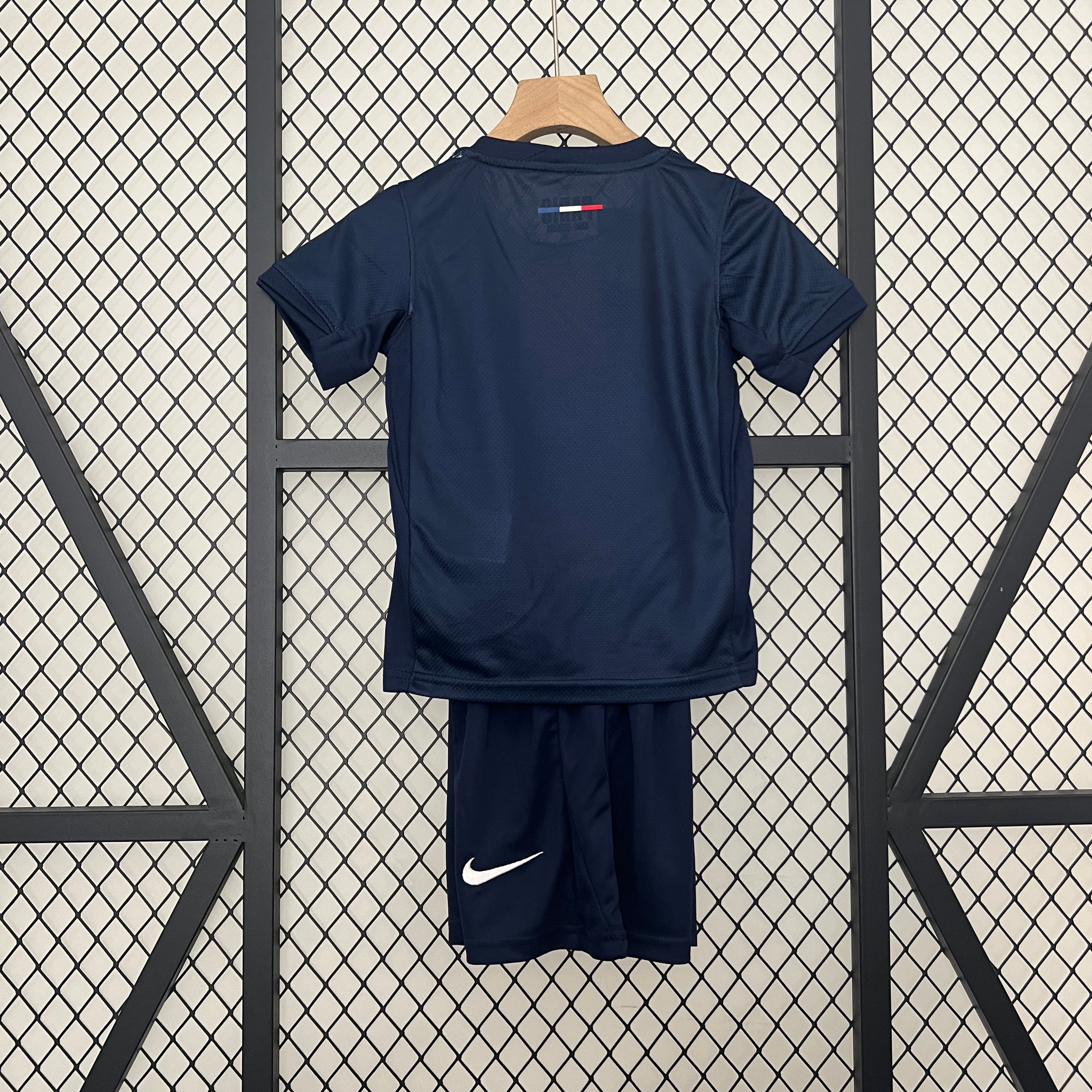 Camiseta y Pantalones para niños PSG Home 24/25