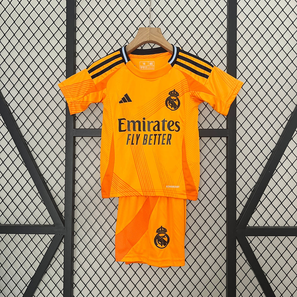 Camiseta y Pantalones para niños Real Madrid Away 2024/25