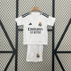 Camiseta y Pantalones para niños Real Madrid Home 24/25